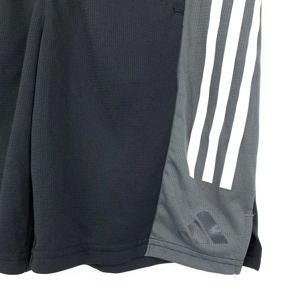 Adidas Basketball Shorts Boys Size Medium Black Gray Logo